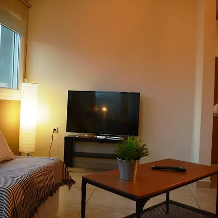 Top Floor Downtown 塞萨洛尼基